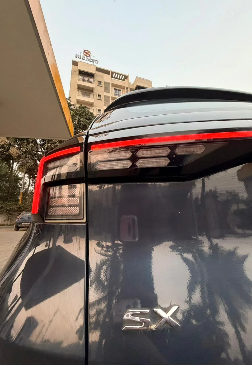 Hyundai Venue - Thumbnail 9